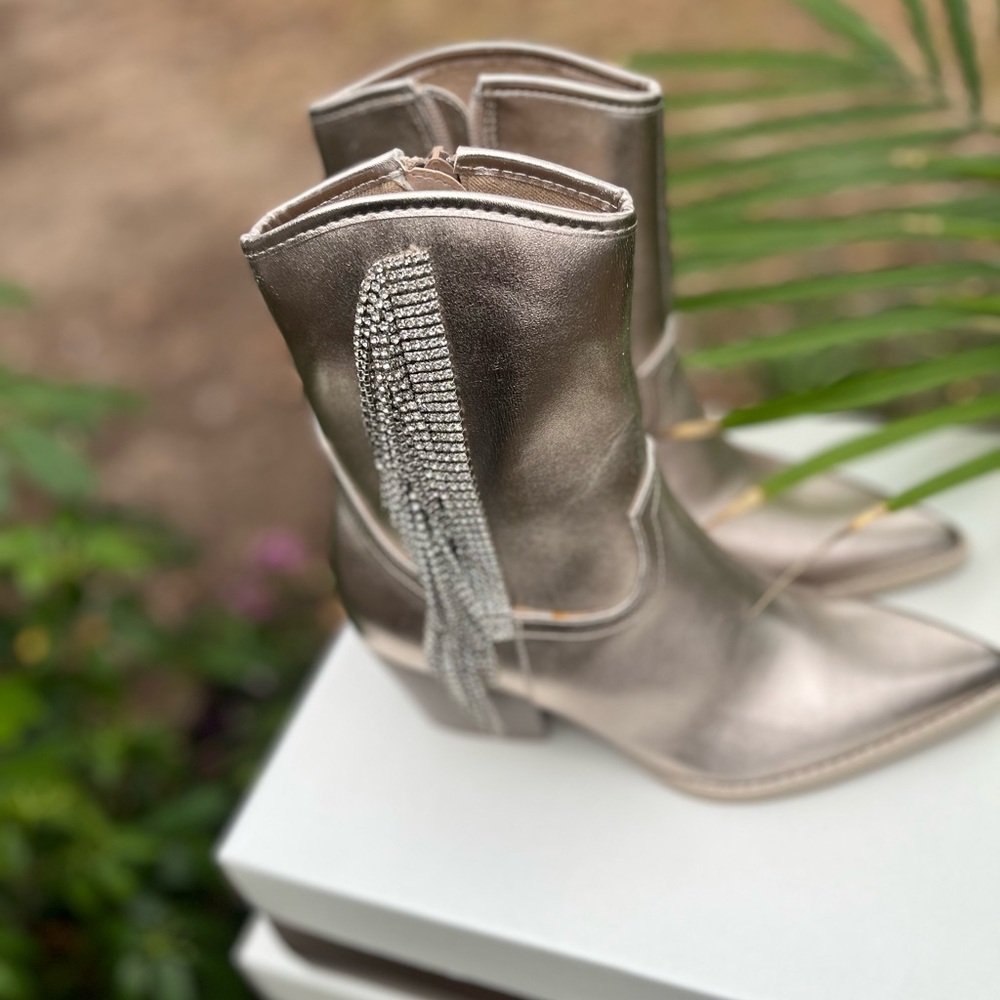 Oasis Society NEW! ‘Cowboy Carter’ Boots, Champagne Rhinestone Fringe, 2 Sizes